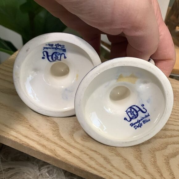 Bundle Of Small Dutch Themed Blue &  White Ceramic Decor Pieces Windmill - Picture 5 of 17